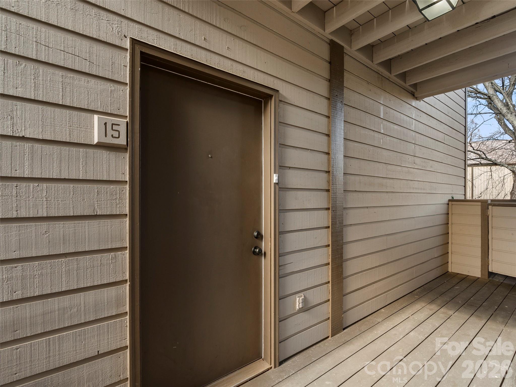 201 Racquet Club Road 15