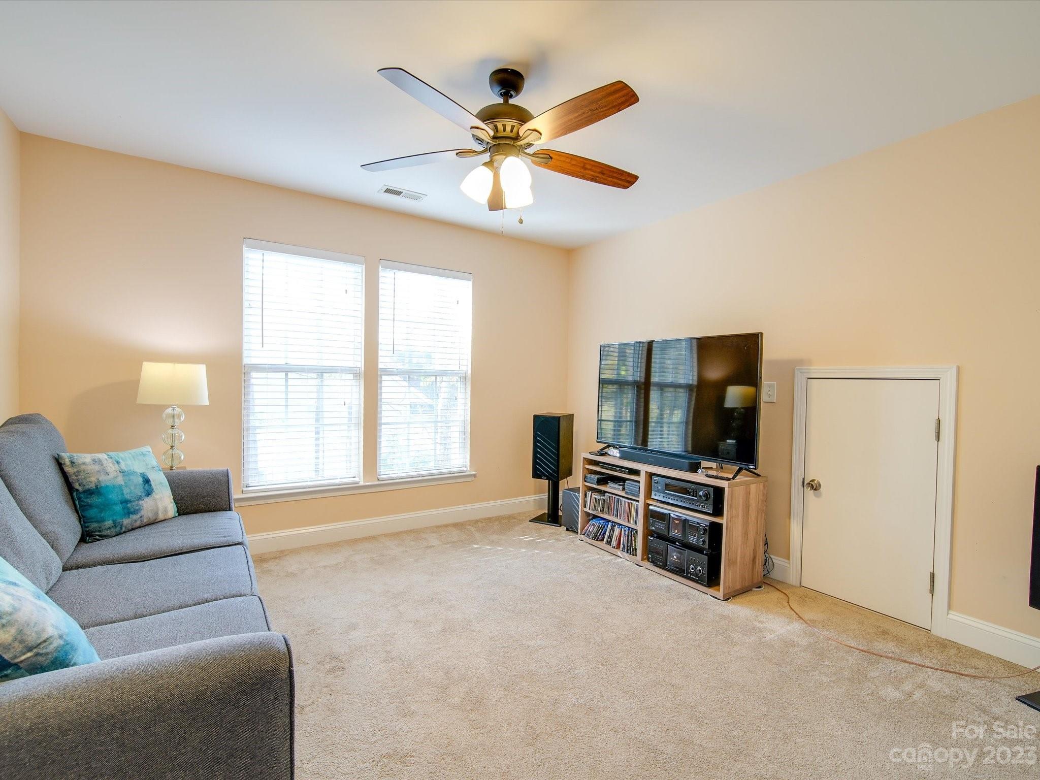 Sunset Point - Residential