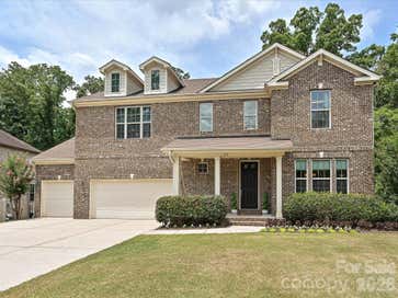 224 Kingsdown Avenue Charlotte NC 28270