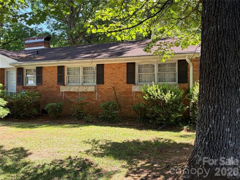 Photo of 1202 Fallston Road, Shelby, NC 28150 (MLS # 4381515)