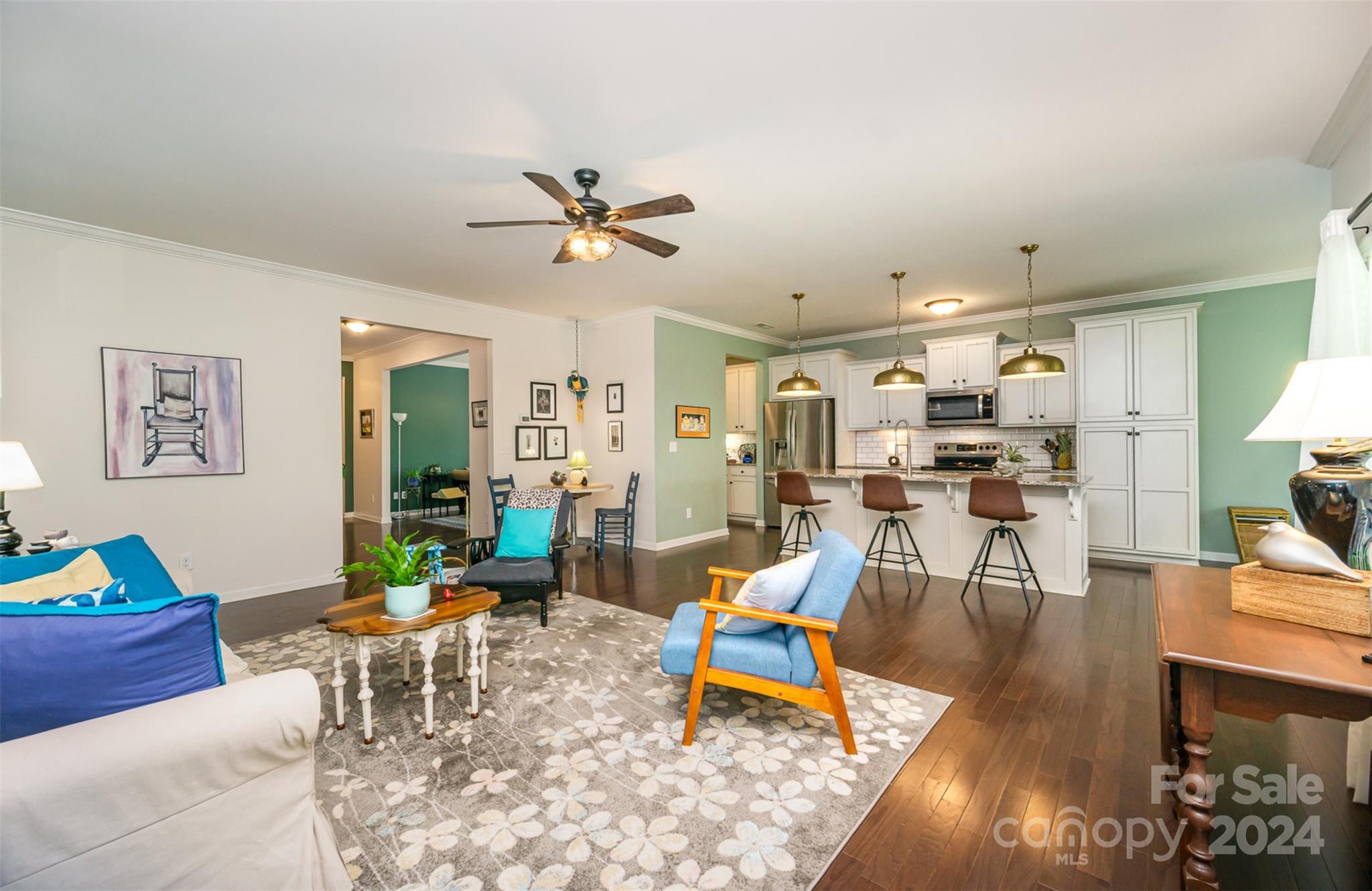 Ellis Pond - Residential