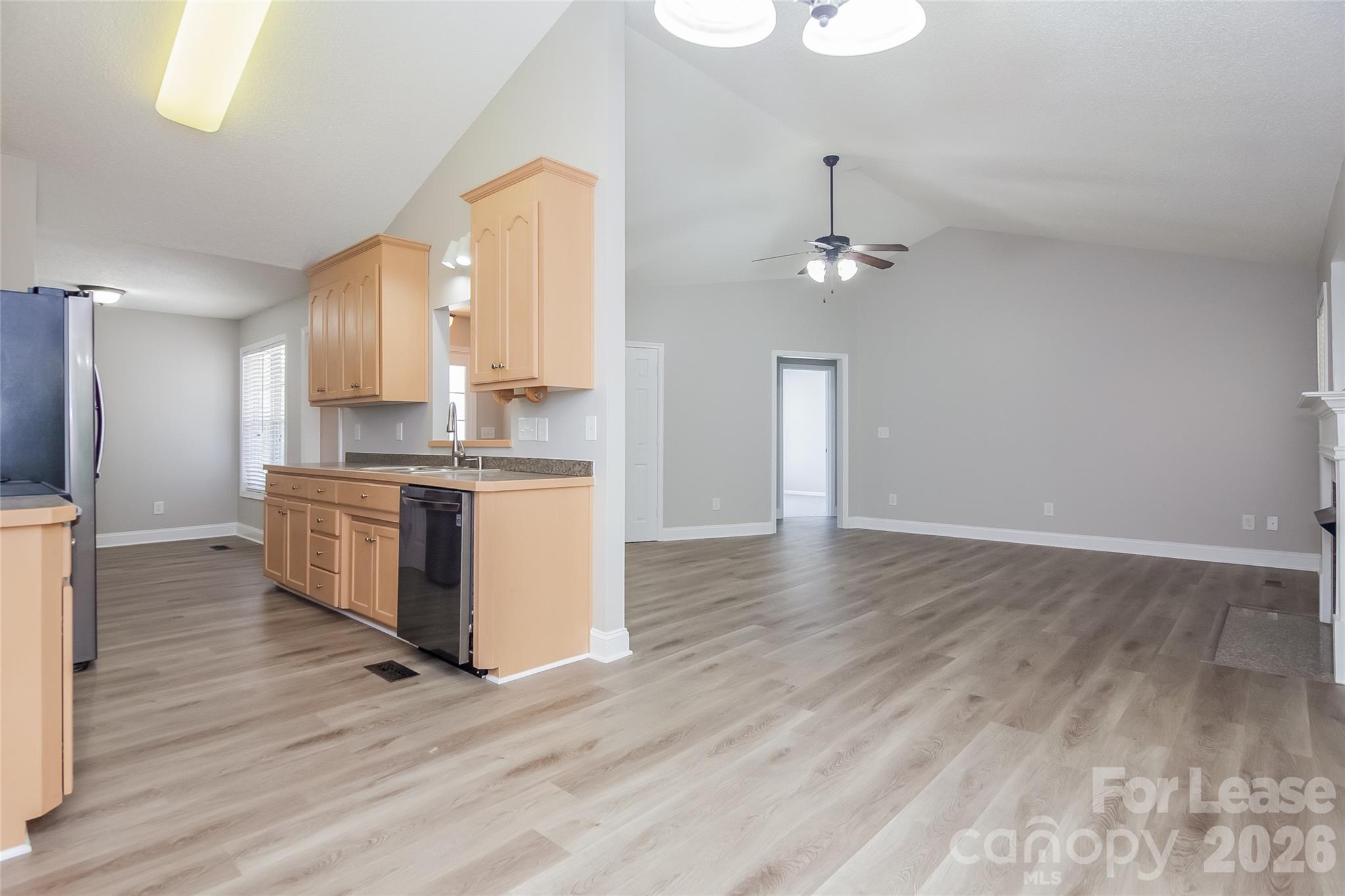 Summey Knoll - Residential Lease