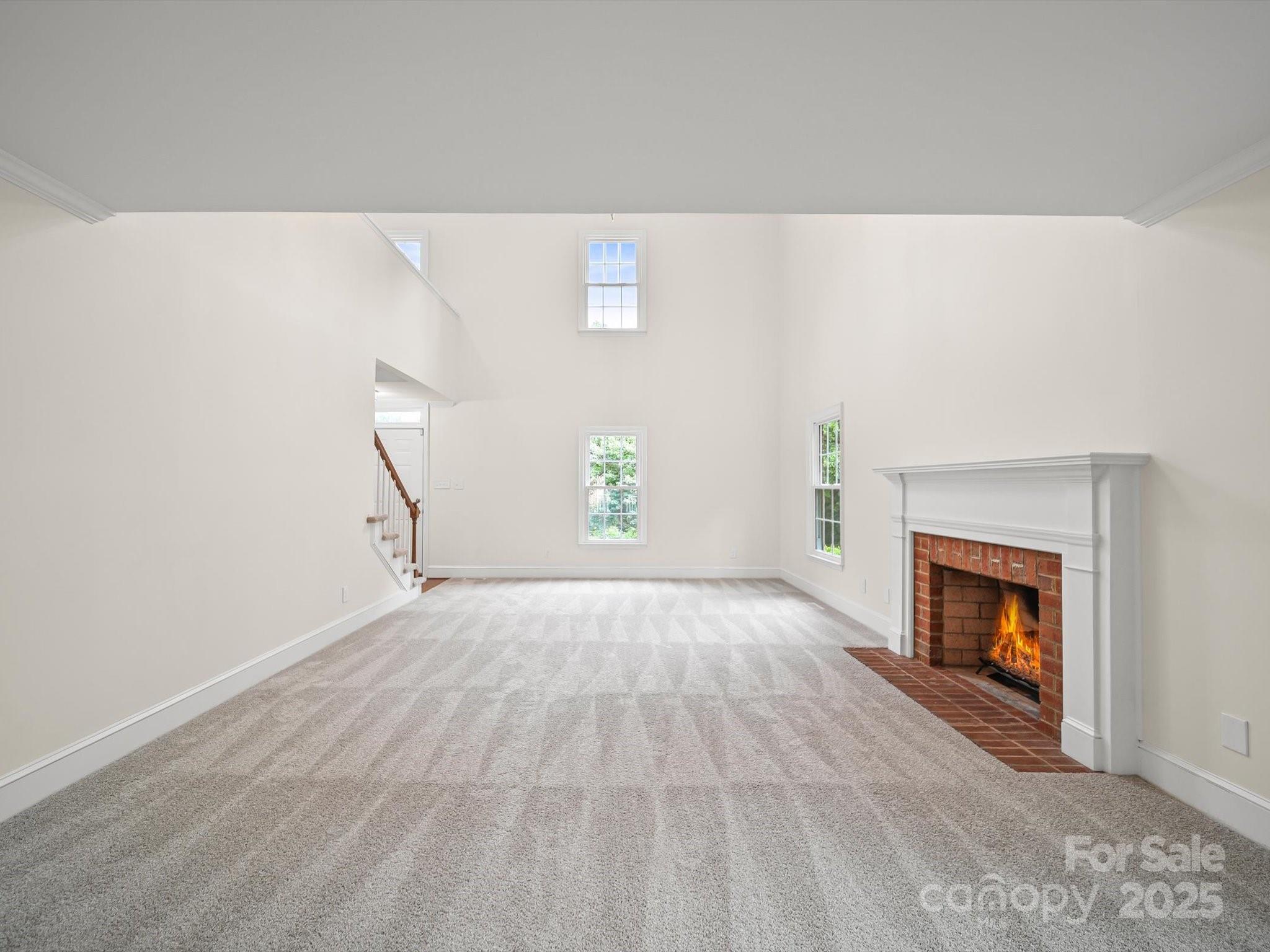 138 Tetbury Avenue NE