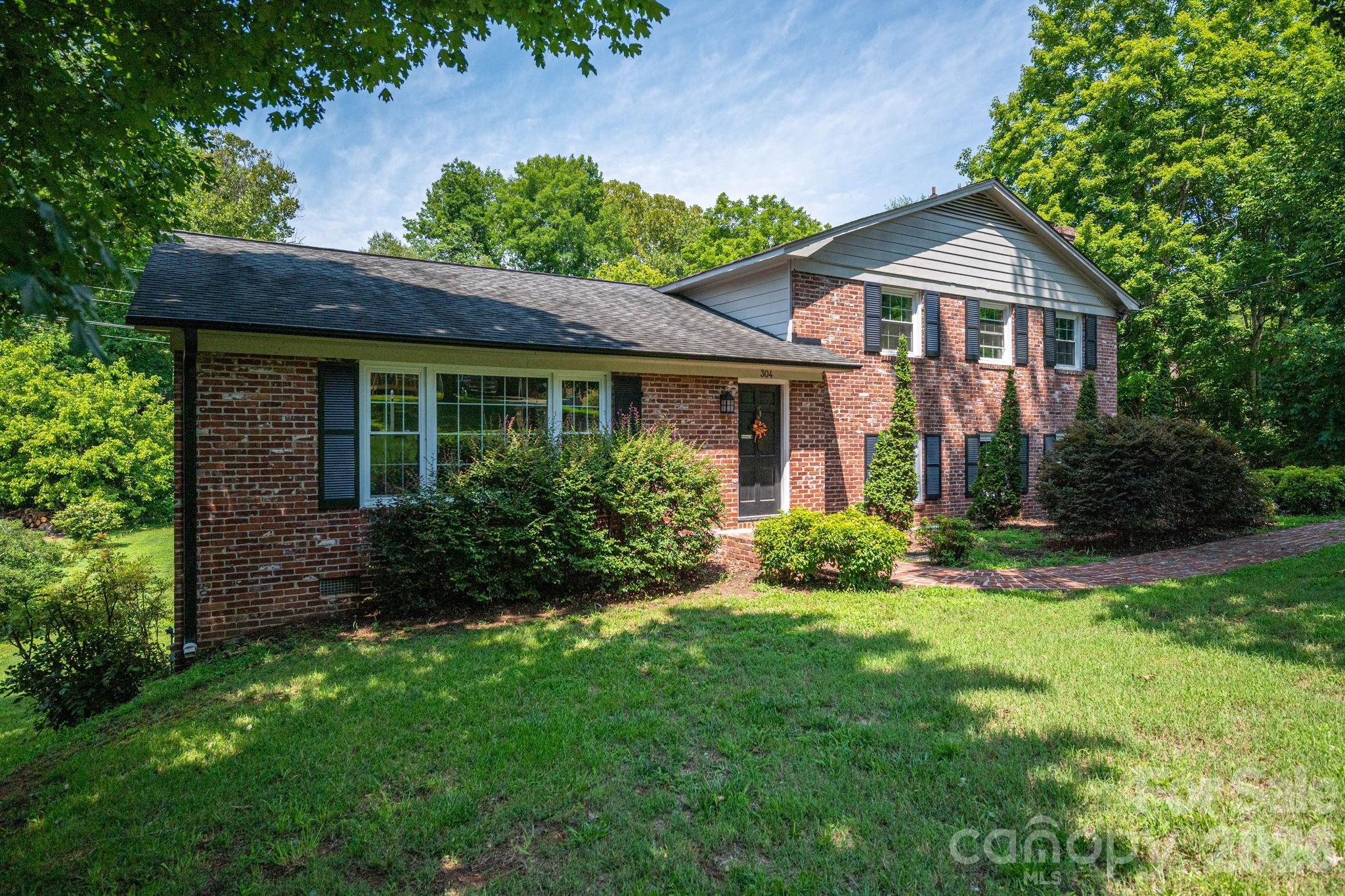 304 Windsor Drive