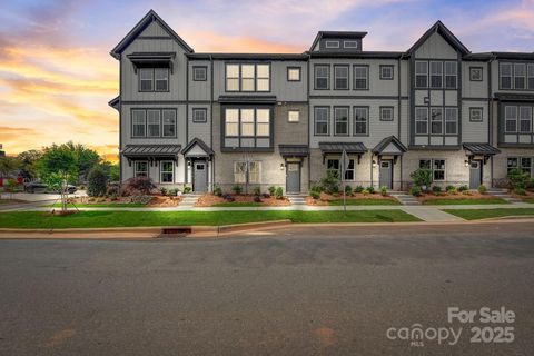 411 Jetton Street Davidson NC 28036