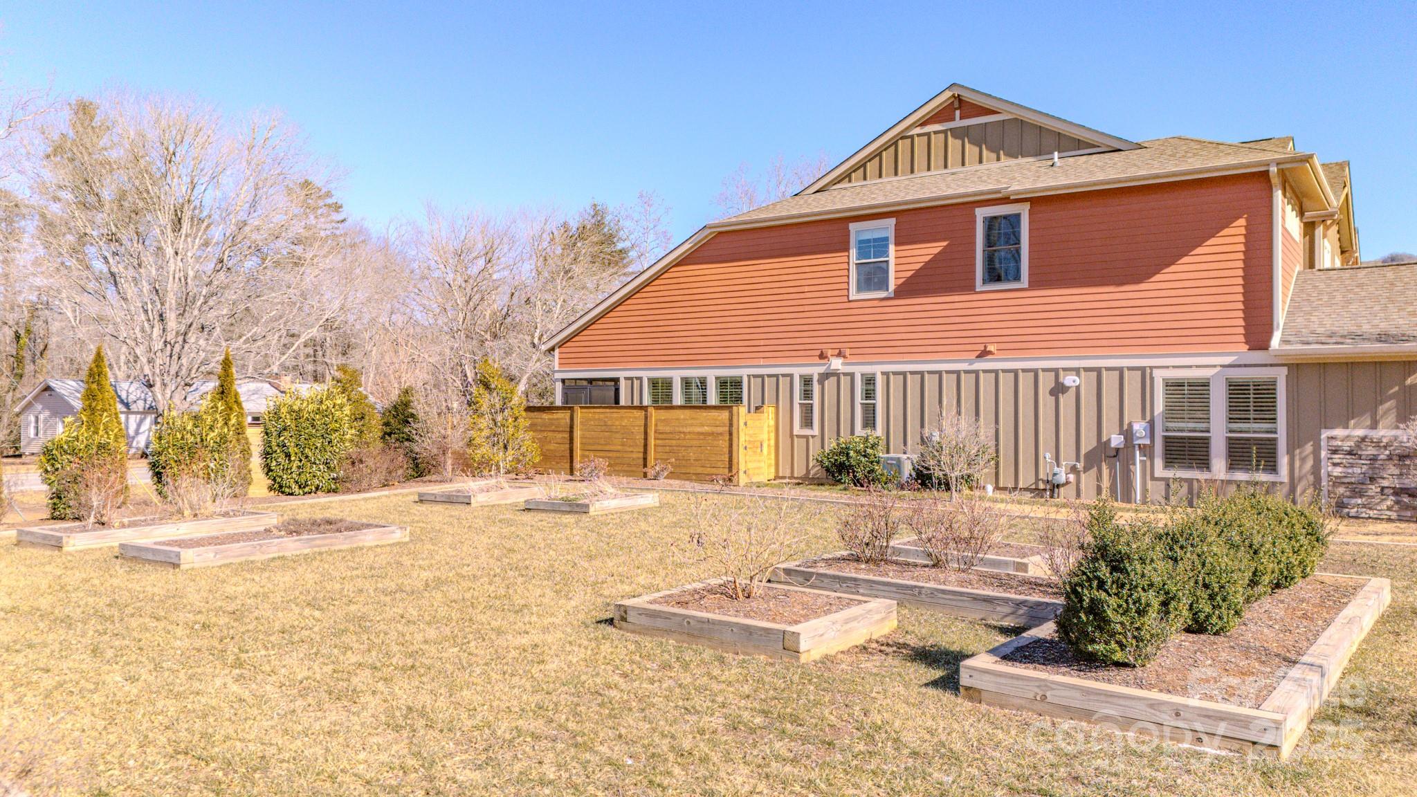 Sweet Birch Commons - Residential