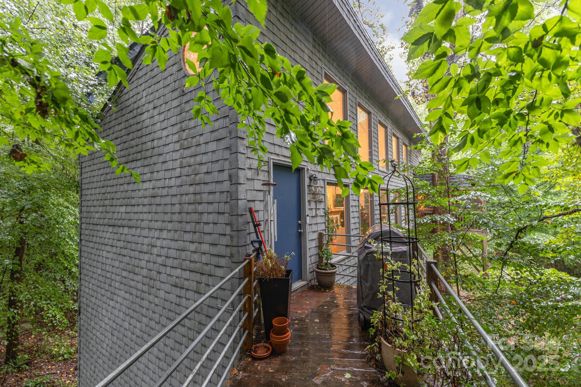7600 Cedarbrook Drive