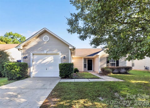 Photo of 1713 Summit Ridge Lane, Kannapolis, NC 28083 (MLS # 4429894)