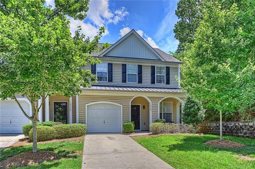 Gorgeous town home located in the heart of the Steele Creek area! This spacious home has a master suite on the main level and includes 2 bedrooms upstairs along with a lovely loft area. The home privately sits on a cul de sac in the furthest section of the subdivision.Other features included a screened patio, gas fireplace and community pool. Convenient to shopping, dining and entertainment. Extremely close to I-77 and I- 485. This one will not last long! Schedule a showing today!