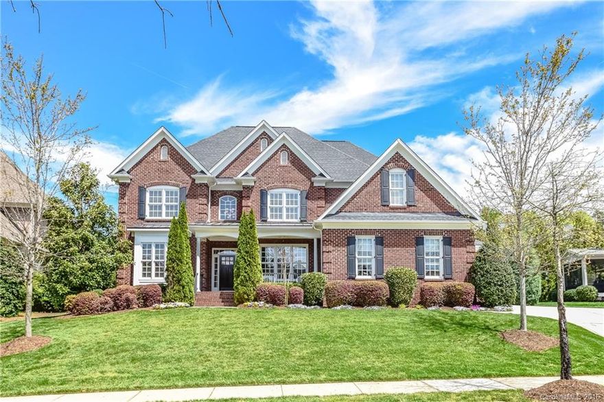 Custom, all brick, cul-de-sac home in desirable River Run. Front porch, 3 car grg. Bright, open floor plan. 1st floor guest suite, DR w/tray ceiling. Office w/French doors & FR w/coffered ceilings, firepl & blt-ins. Chef's kitchen w/ island, 2 sinks, SS, Thermador 5 burner gas range, double oven. Gorgeous screen porch w/travertine.Lge outdoor kitchen area. Beautiful pool w/waterfalls/ 6-8 person spa. 2nd floor Master w/spa bath w/body jets.Lge walkin closet.Bonus rm w/ wet bar. 3 addtl. lge BRs.