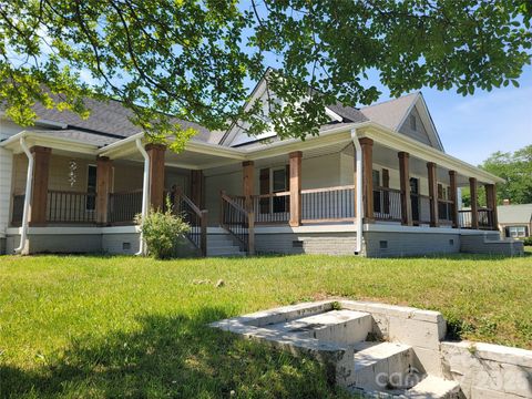 Photo of 409 N 12th Street, Bessemer City, NC 28016 (MLS # 4387965)
