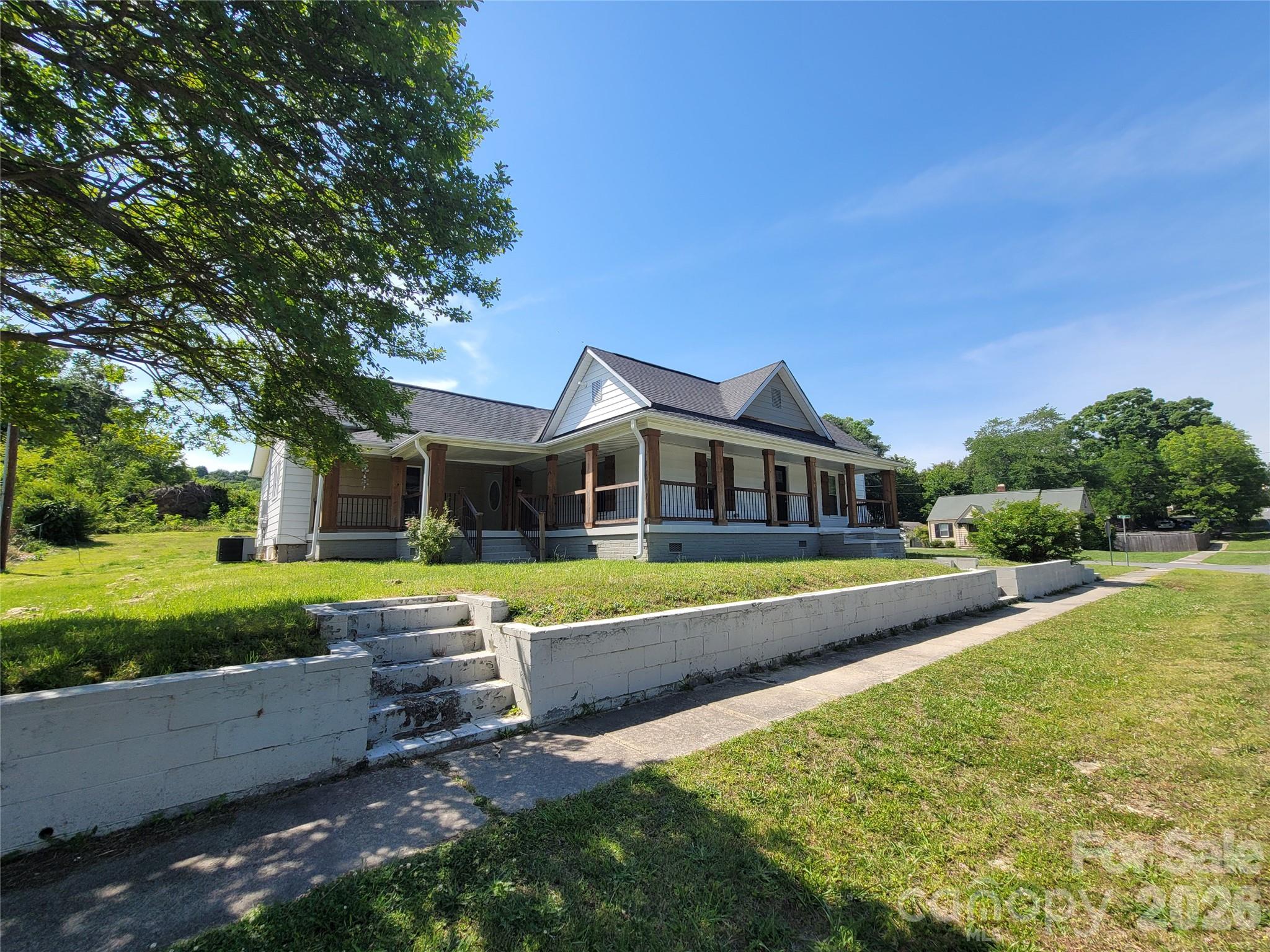 409 N 12th Street