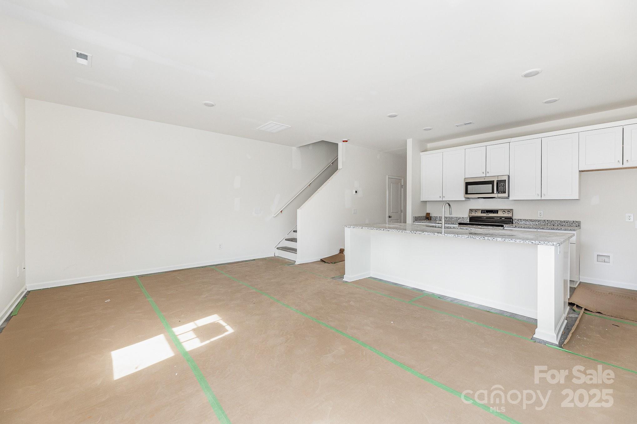 126 E Bell Street