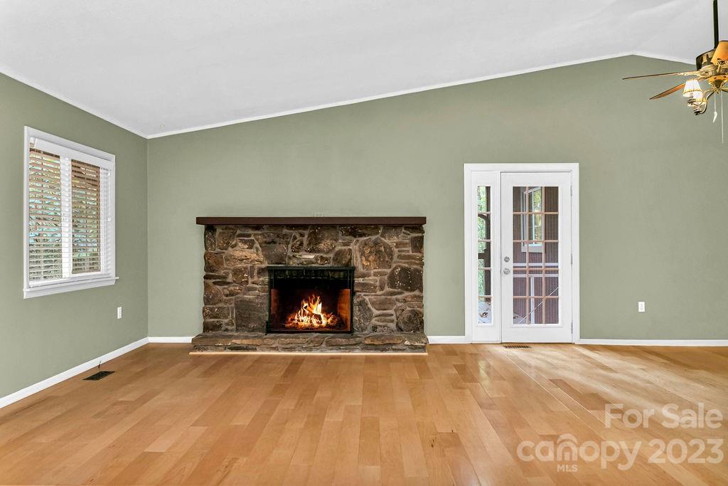 Knob Creek - Residential