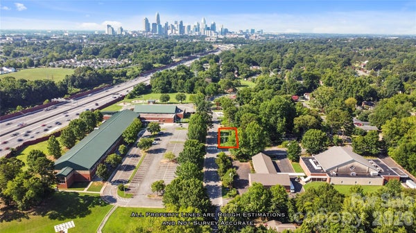 1301 HATERAS AVE, CHARLOTTE, NC 28216 - Image 765afbbf3dd18bc9e1354d18df2deb5d/2866949828