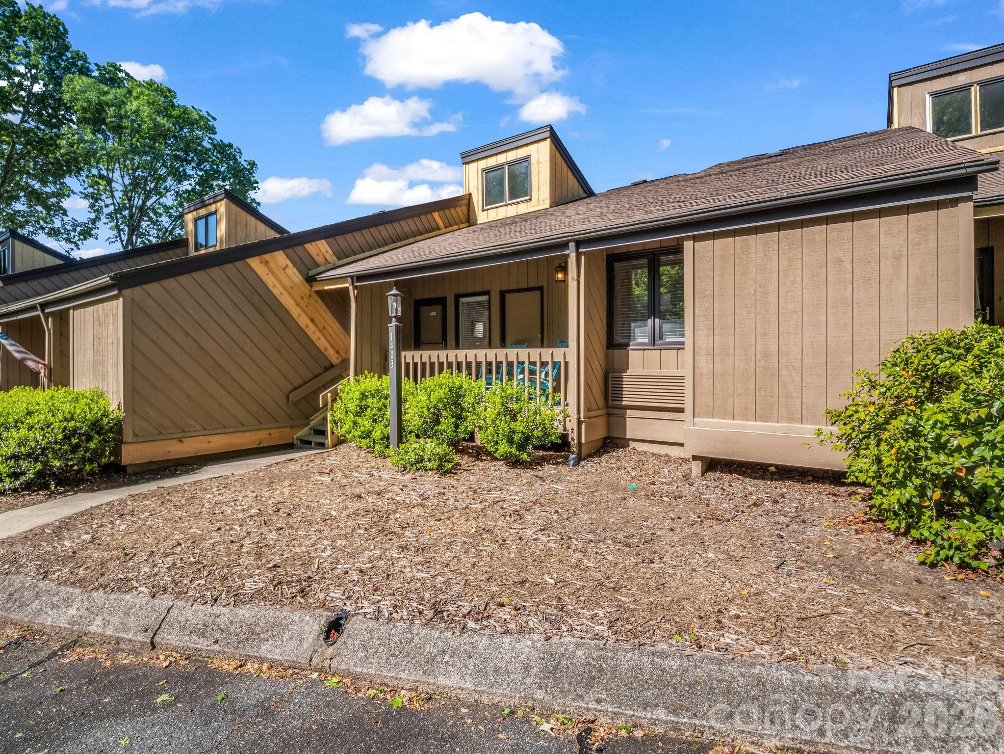 Rumbling Bald on Lake Lure - Residential