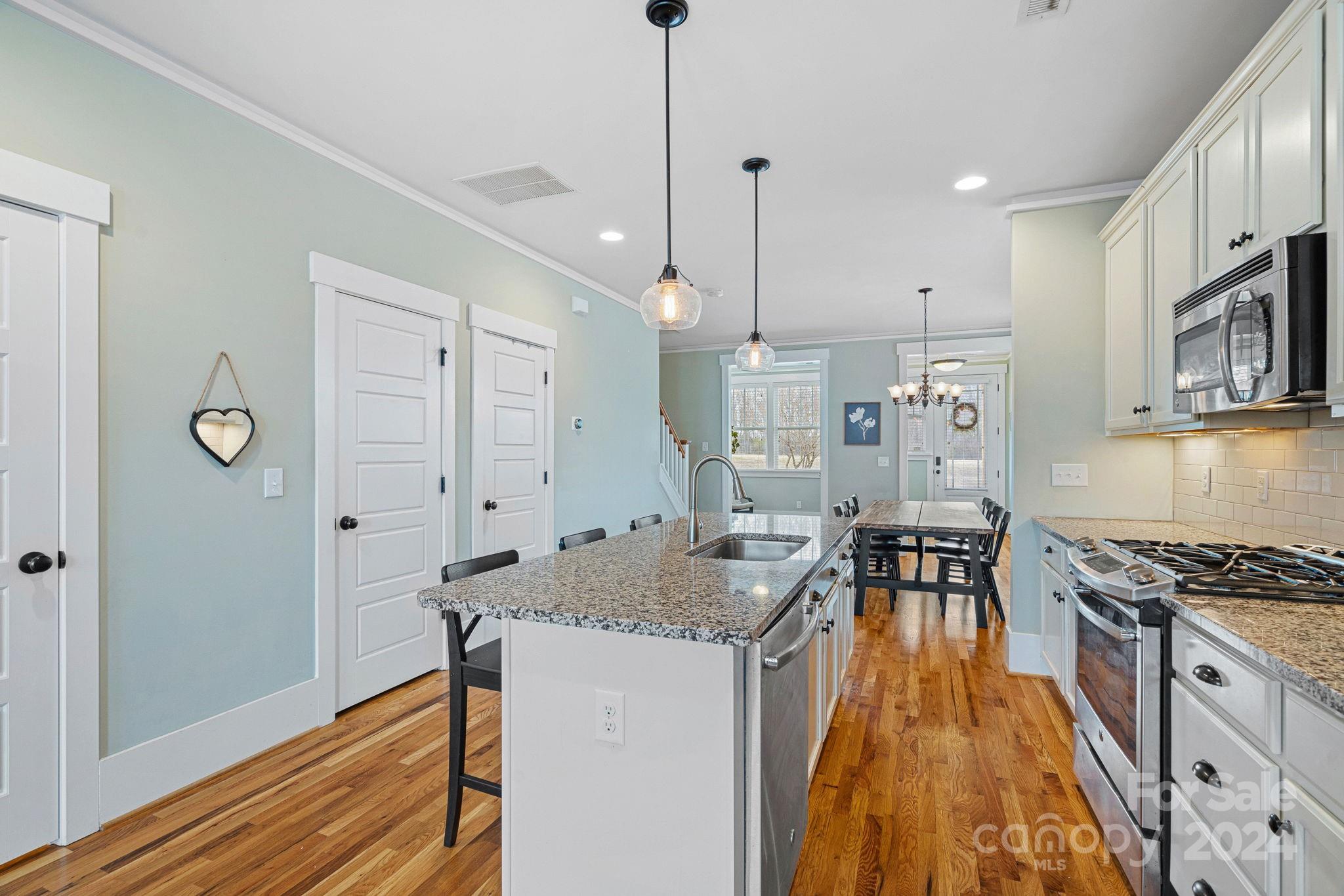 Riverwalk - Residential