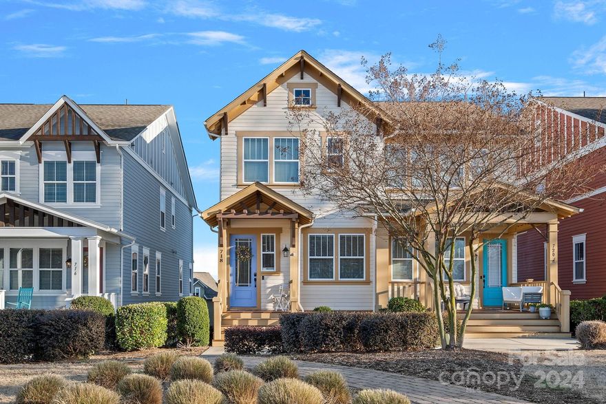 ****Seller willing to pay the remainder of 2024 HOA dues at closing with reasonable offer!****
MOTIVATED SELLER! Welcome to your dream two-story townhome nestled in the picturesque Riverwalk community! Inside you will fall in love with this open floor plan perfect for entertaining inside and on your large rear deck! The main level features site-finished hardwood flooring, half bath, beautiful kitchen with large island, granite countertops, tile backsplash, and ss appliances. Cozy up to your fireplace with built in bookshelves in the living room just off the kitchen. Upstairs you will find 3 beds and 2 baths including spacious primary bedroom w/ double closets and bathroom with dual sinks. This townhome's charm extends beyond its interior! With community amenities such as walking trails, outdoor pool, and a recreation area, Riverwalk offers a lifestyle that combines tranquility with convenience. Convenient to shopping, dining, the Catawba River, and I77.