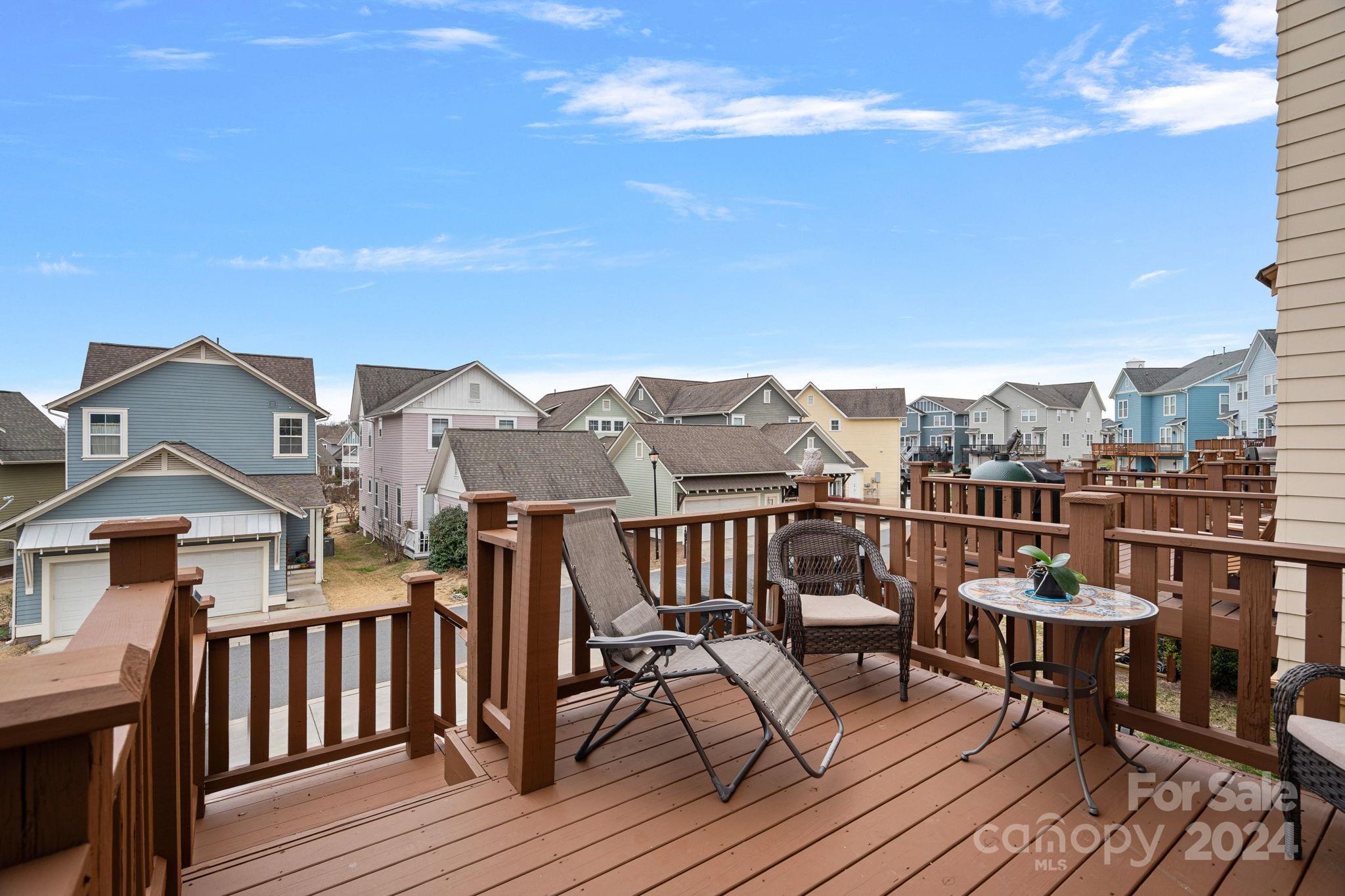 Riverwalk - Residential