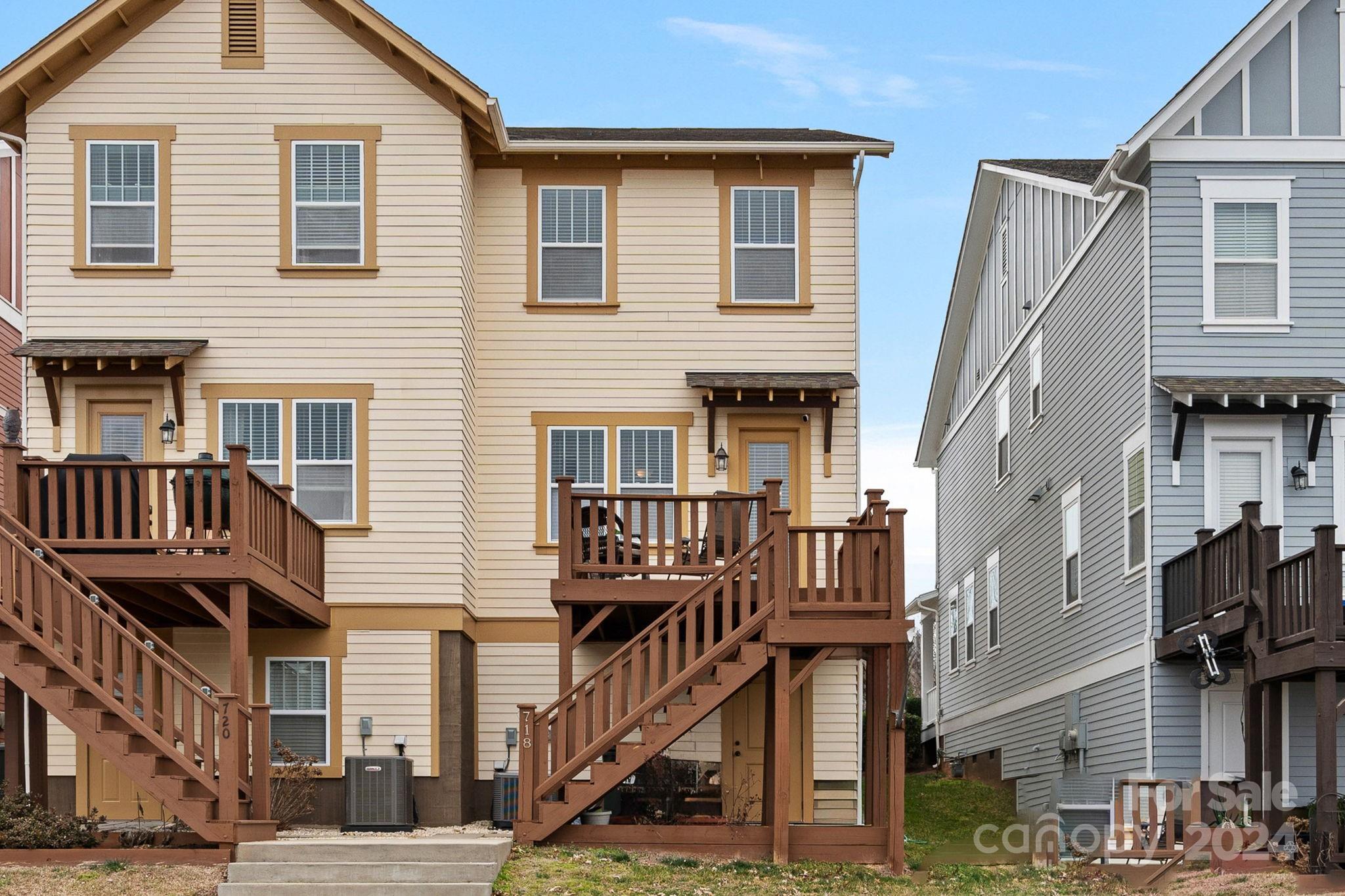 Riverwalk - Residential