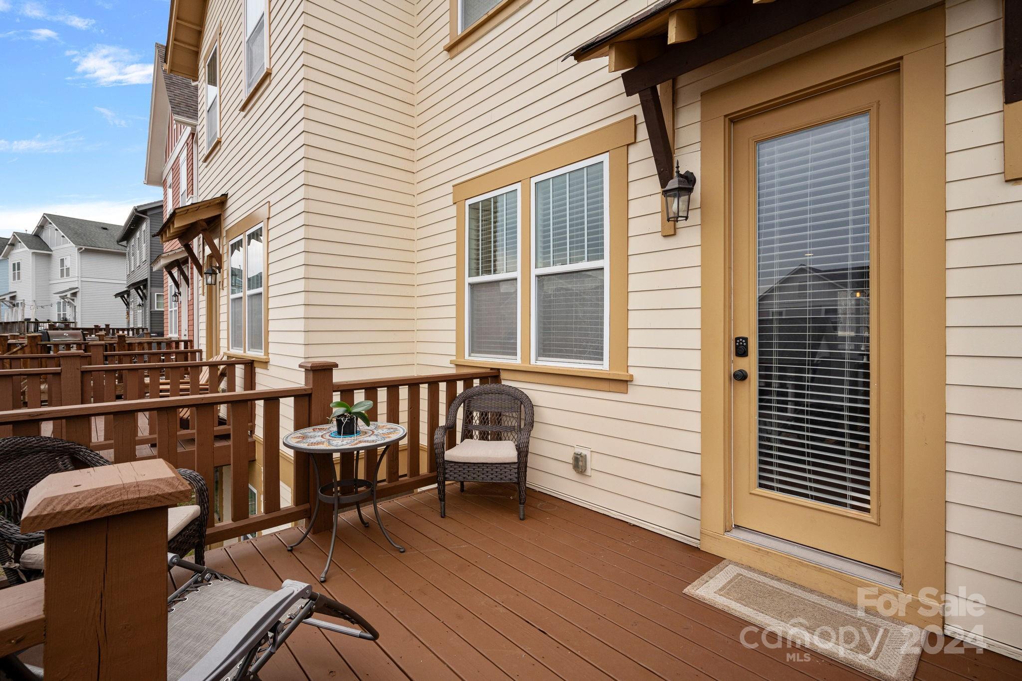 Riverwalk - Residential