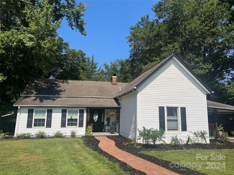 A home in Rutherfordton