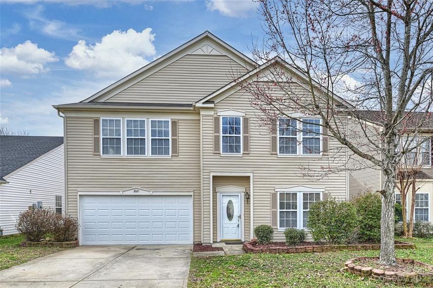 Your new home is waiting in popular Fort Mill! This 5 bedroom, 3 bath home features a bedroom and full bath on the main level, dual staircase, gourmet kitchen with island, 42 inch cabinetry, granite counters, tile backsplash, and double oven, office, formal dining room, great room and two laundry areas (one on the main and one on upper level). The upper level features a huge loft area, 3 generous size secondary bedrooms and the spacious primary suite featuring a private bath with dual vanity, garden tub and separate shower. Community amenities include 2 pools, 2 playgrounds, club house and walking trails. Great Fort Mill location close to restaurants, shopping and entertainment.