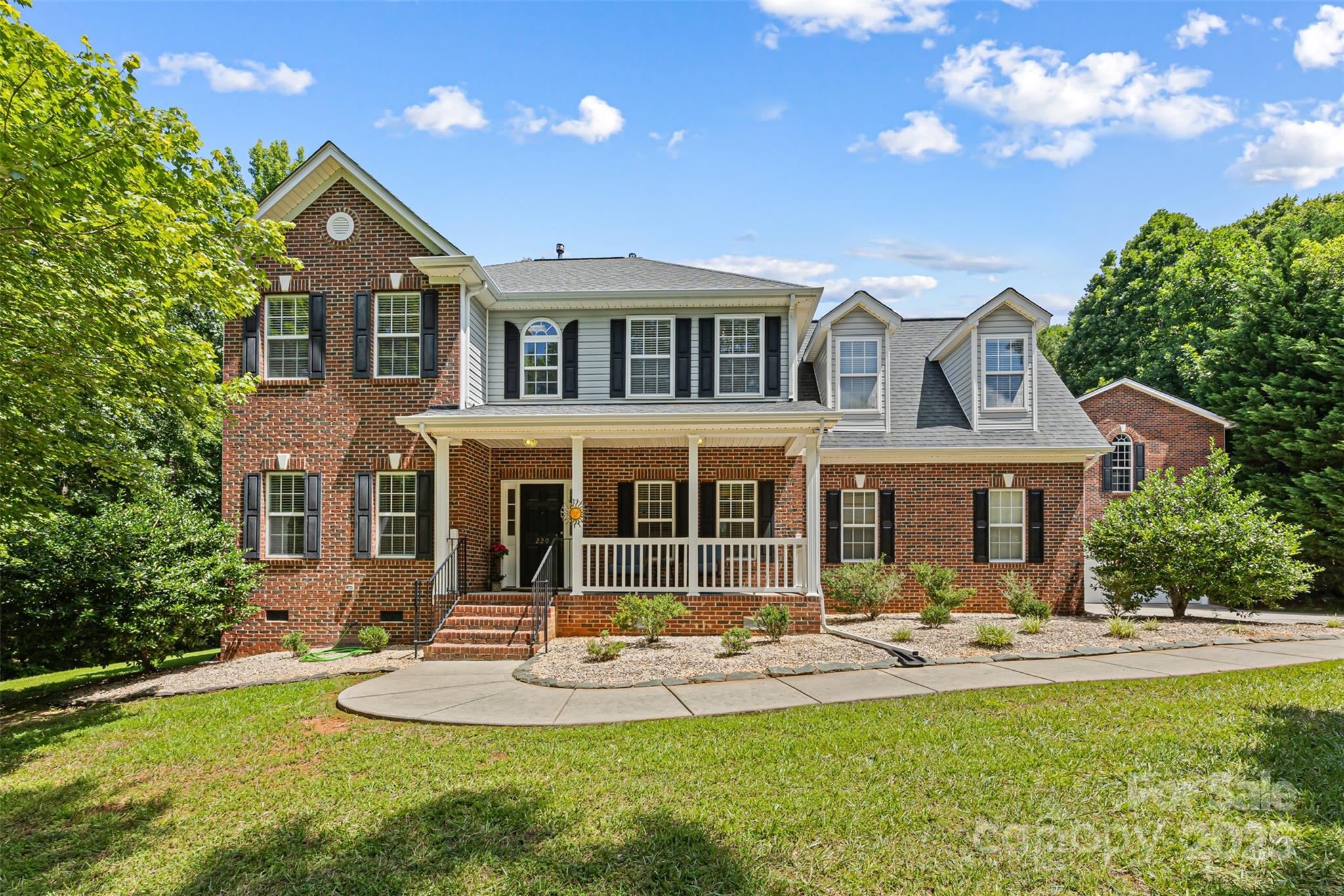 Lynnwood Farms - Residential