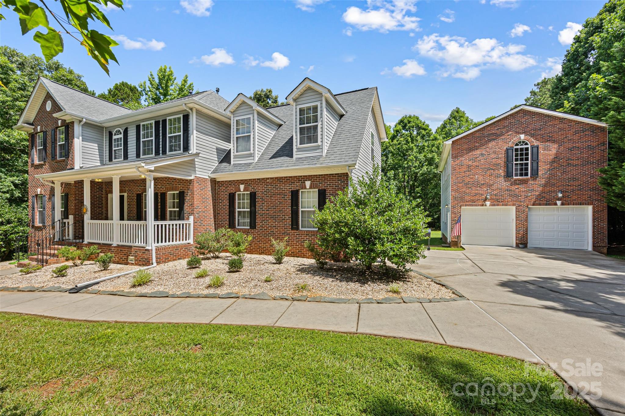 Lynnwood Farms - Residential