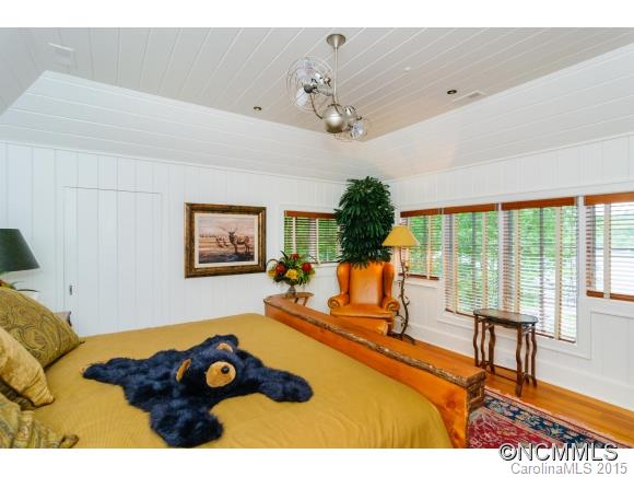 Lake Toxaway Estates - Residential