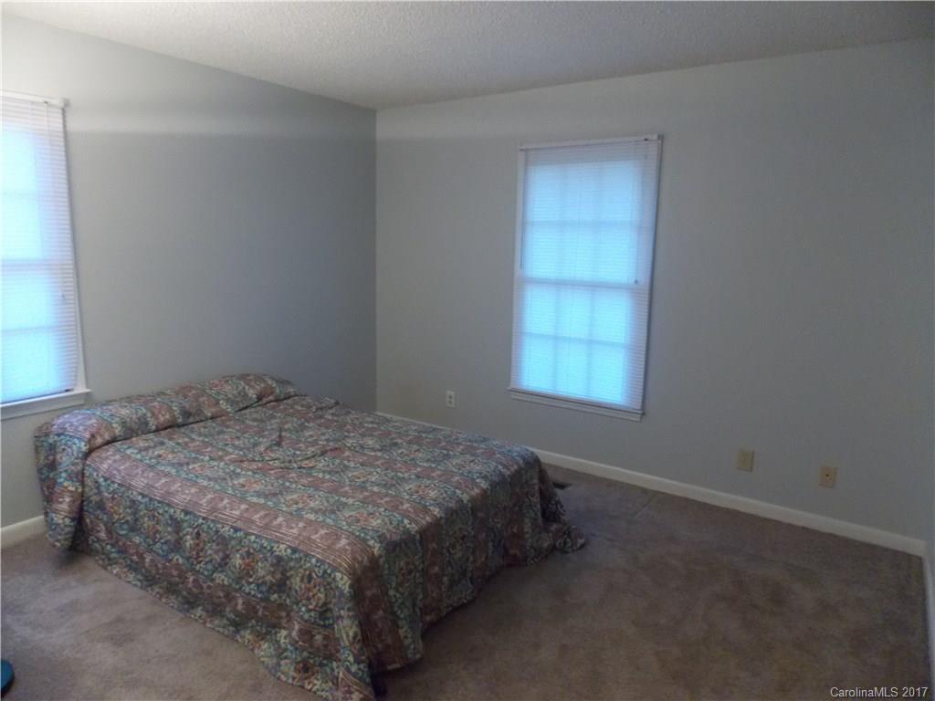 Olde Williamsburg - Residential