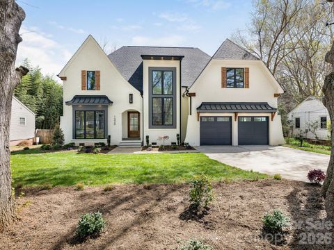 Photo of 1326 Richland Drive, Charlotte, NC 28211 (MLS # 4361937)