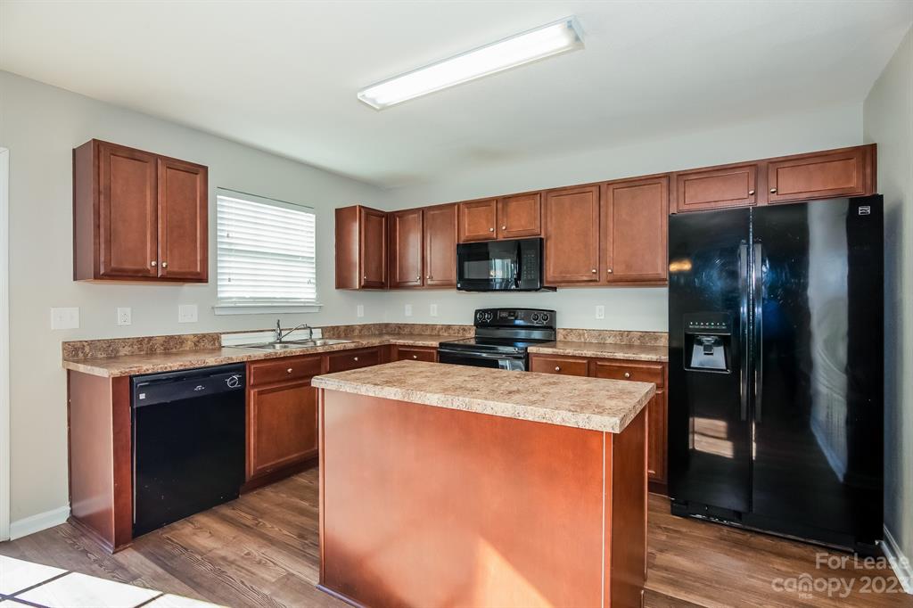 Spencer Mountain Village - Residential Lease