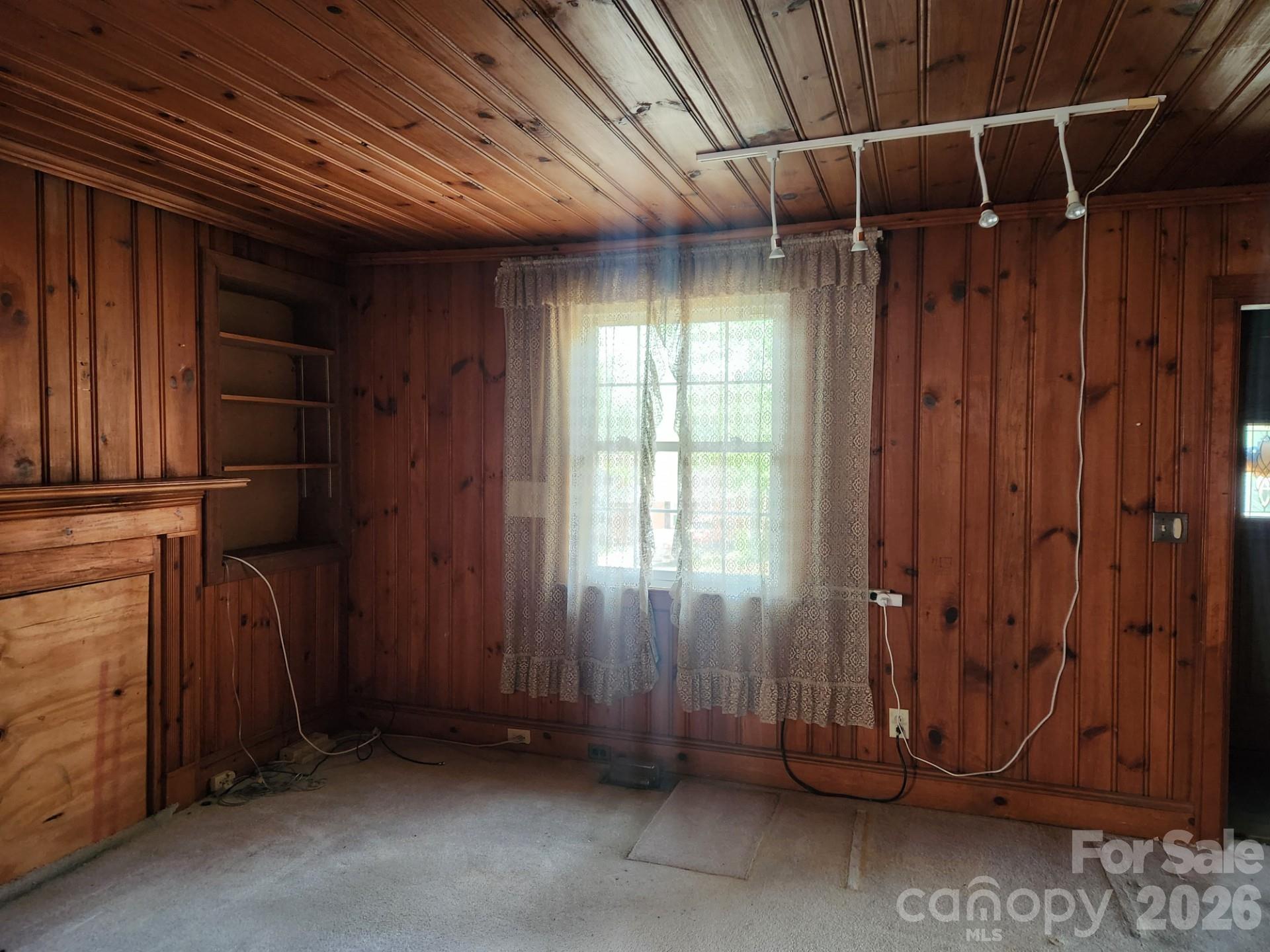 Commonwealth Park - Residential