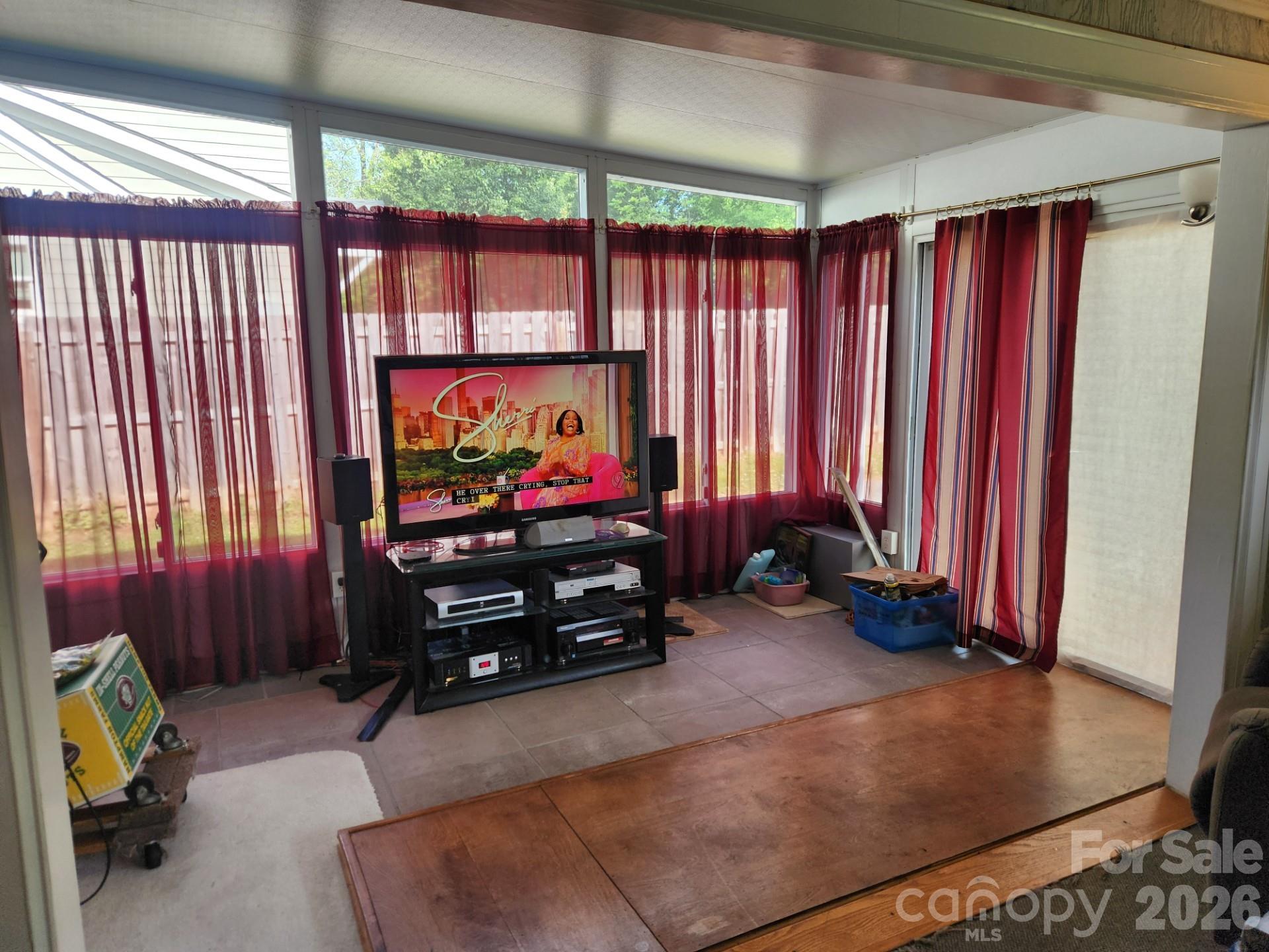 Commonwealth Park - Residential