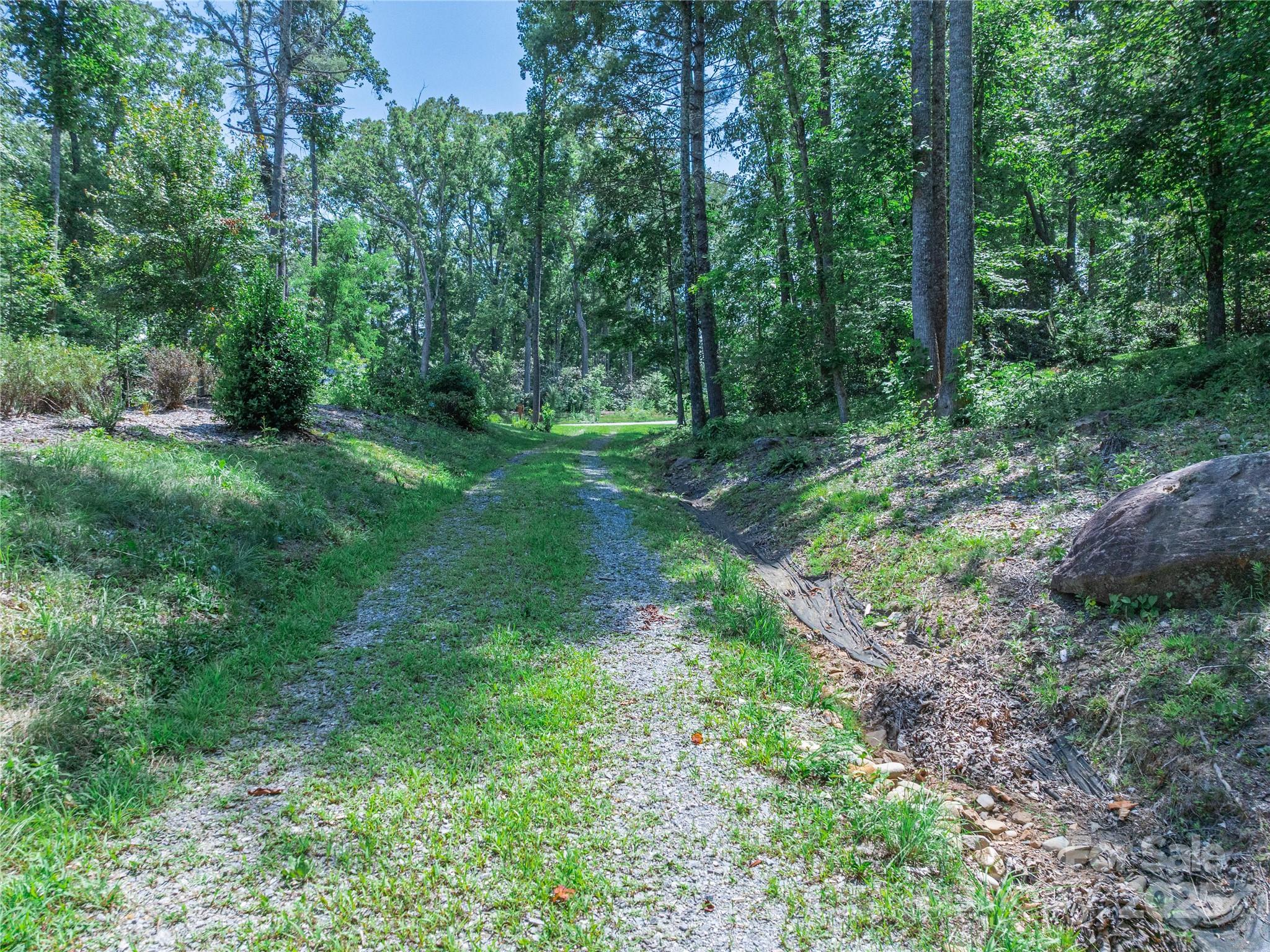 Sovereign Oaks - Land