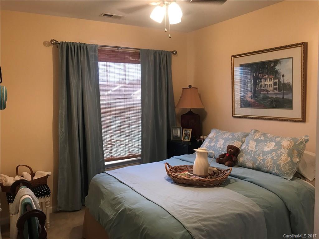 Lake Park - Residential