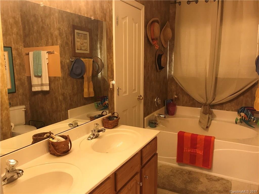 Lake Park - Residential