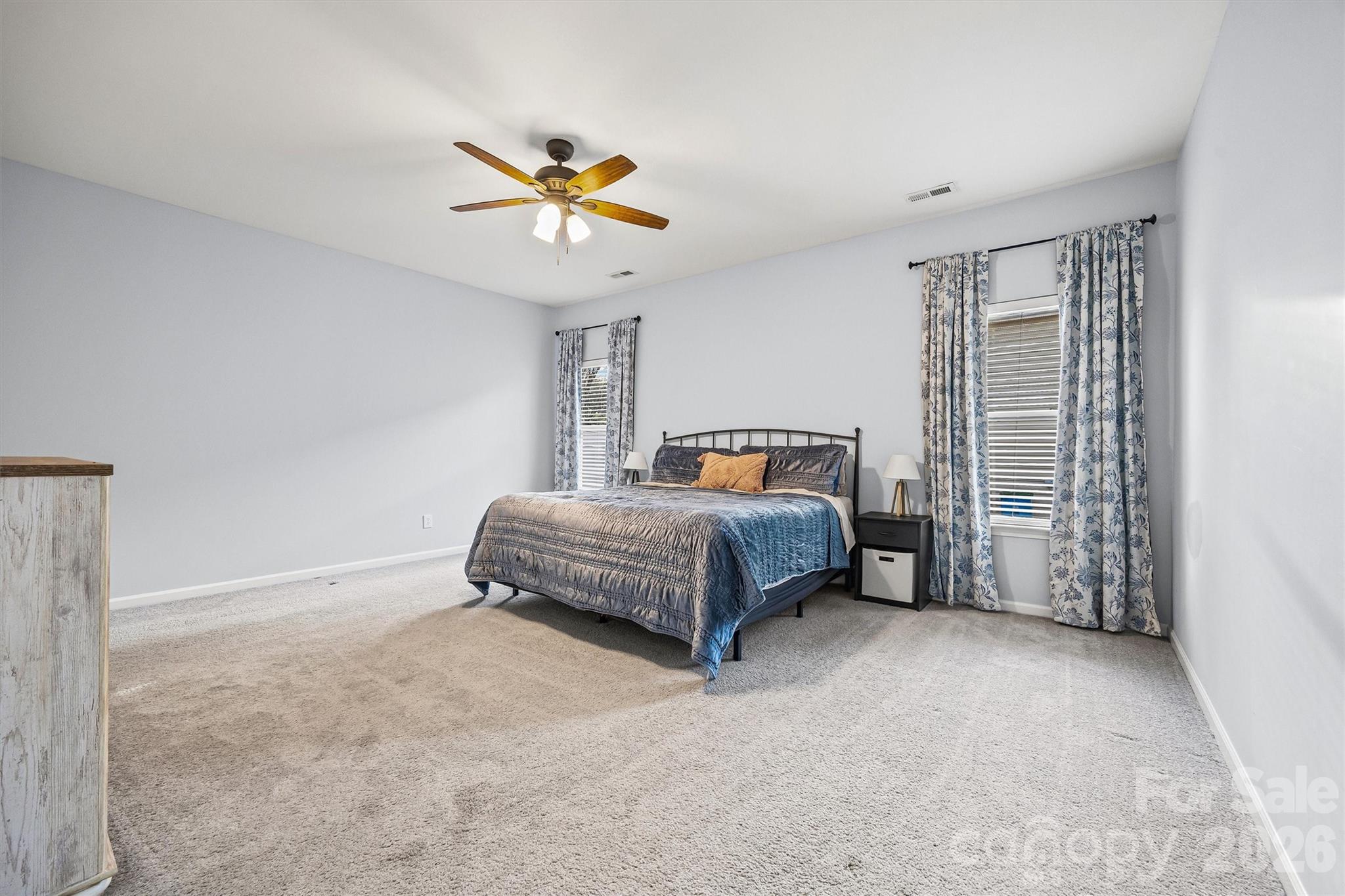 Sandy Pointe - Residential