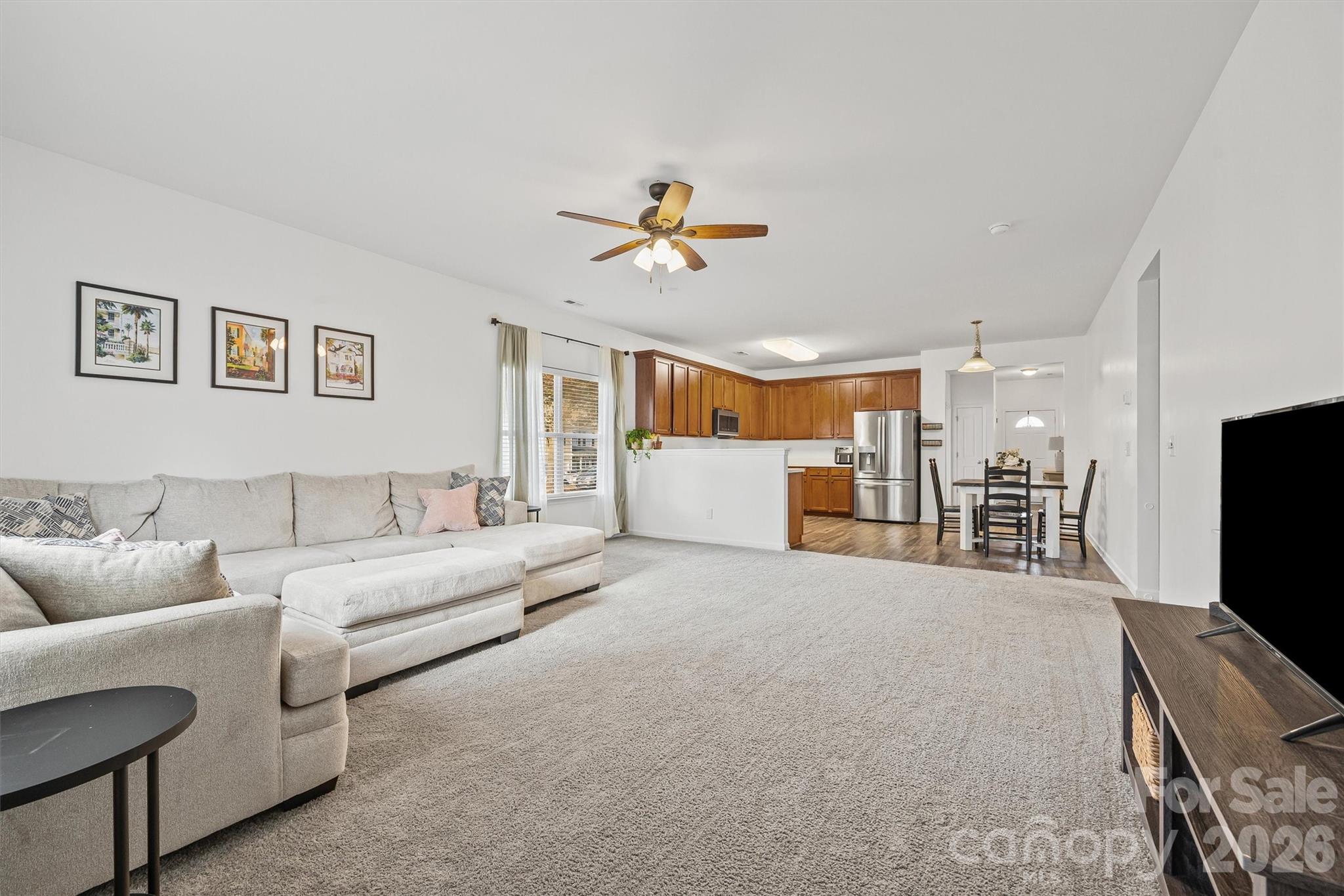 Sandy Pointe - Residential