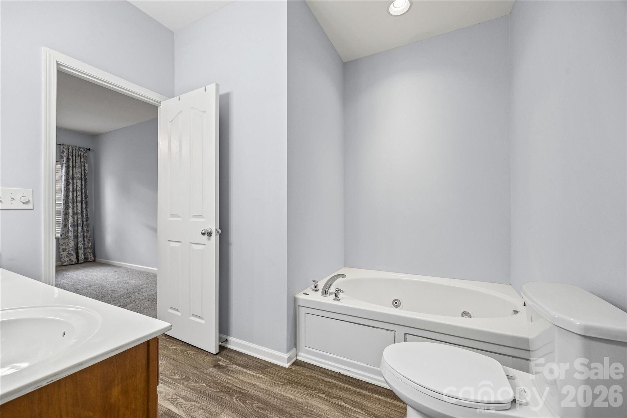 Sandy Pointe - Residential