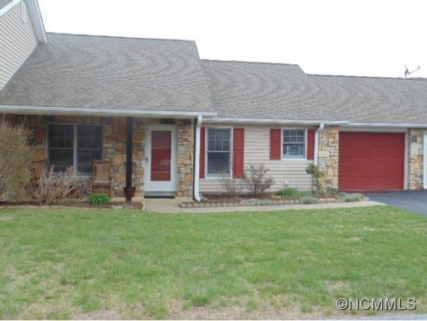 Enjoy maintenance free living. Immaculate, move in ready, 1-level Townhome located in desirable 55+ Gated community. Updates incld, Hdwd, carpet, ceiling fans, light fixtures, kitch counter, sink, faucet, pantry, refrig, W/D, attic storage, gar door opener & plumbing. All appliances stay. HOA includes water, sewer, trash, exterior bldg, lawn & rd. maintenance. Conveniently located to Hendersonville, Asheville, Biltmore Park, shops & restaurants.