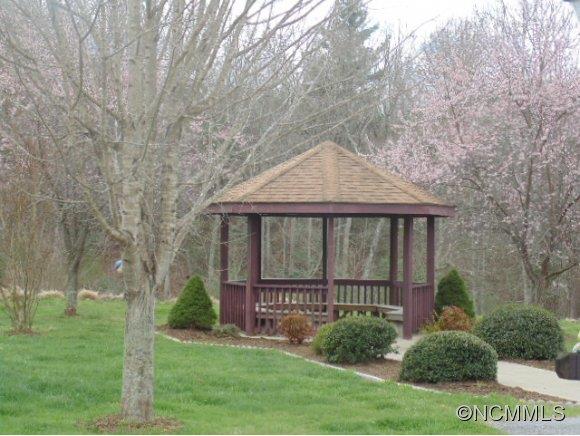 The Hills at Averys Creek - Residential