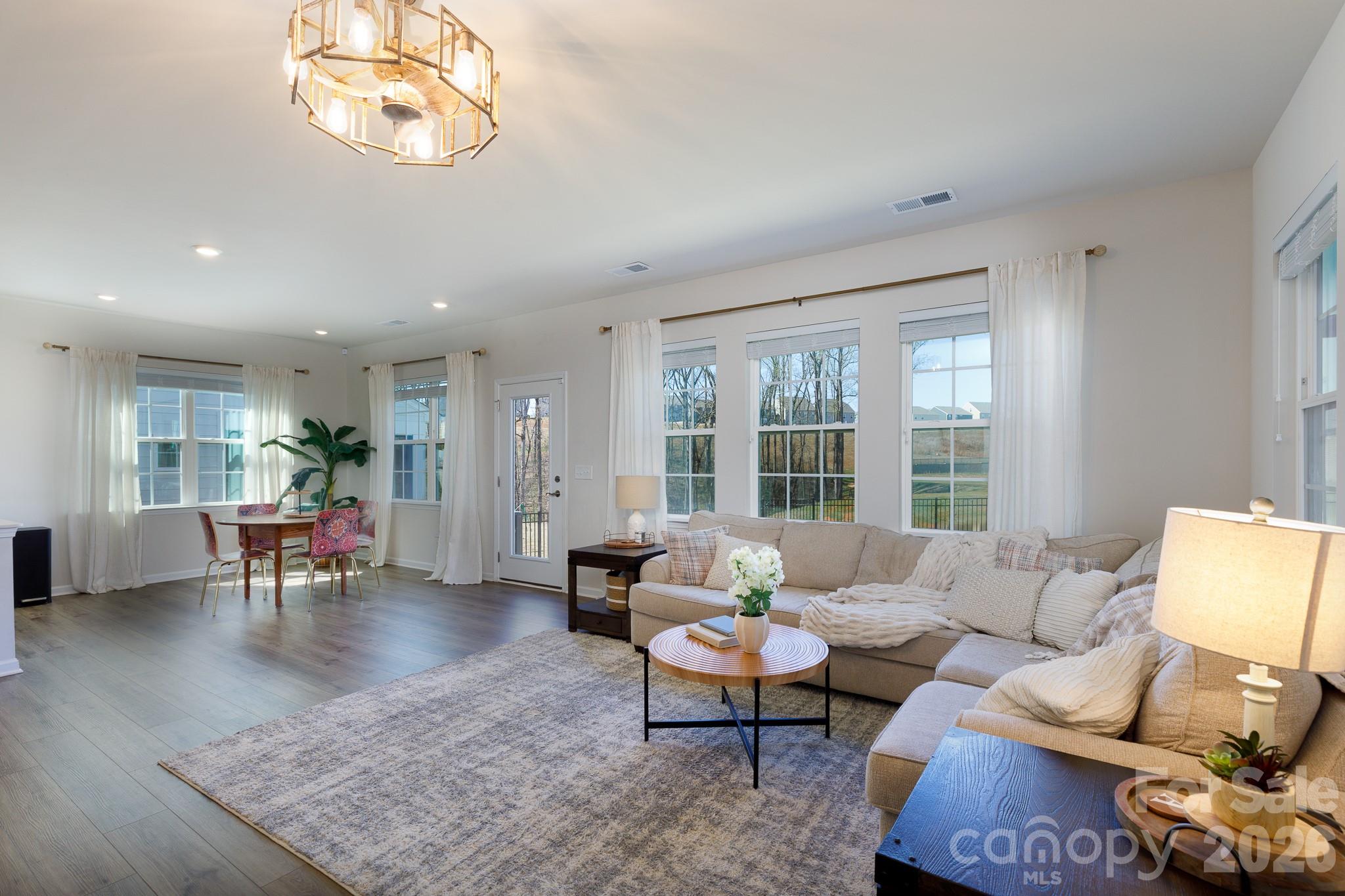 Elizabeth - Residential