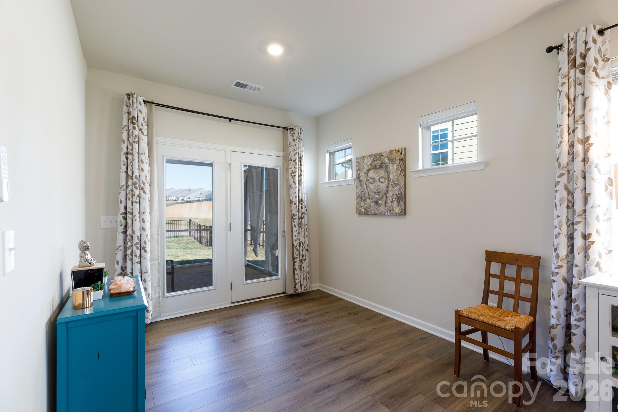 Elizabeth - Residential