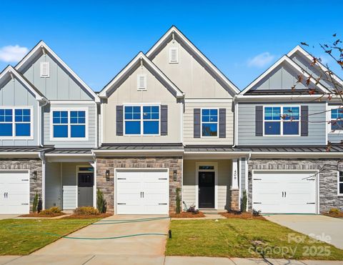 Photo of 406 Limelight Road, Waxhaw, NC 28173 (MLS # 4322463)