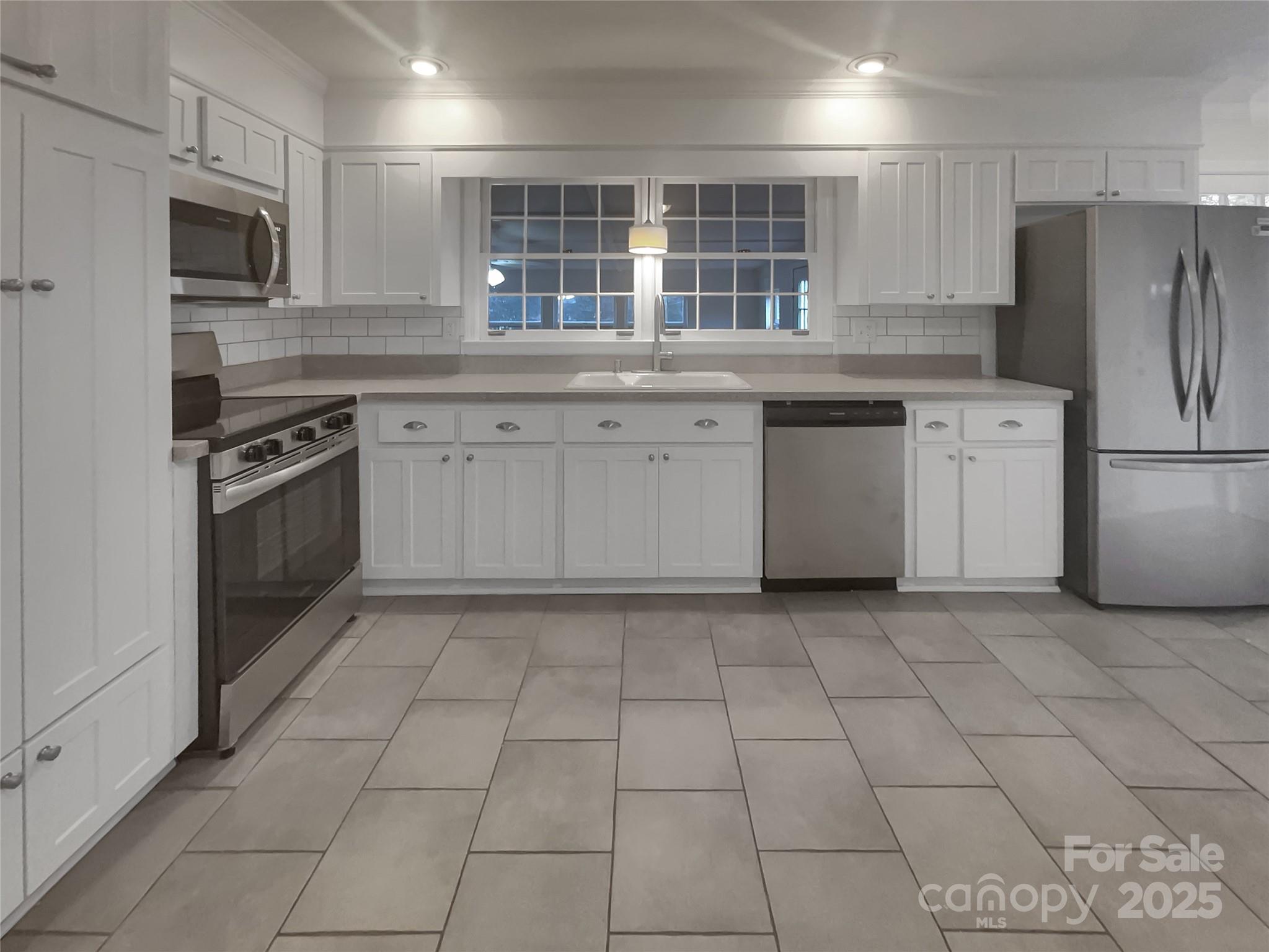 3378 Tanglewood Drive