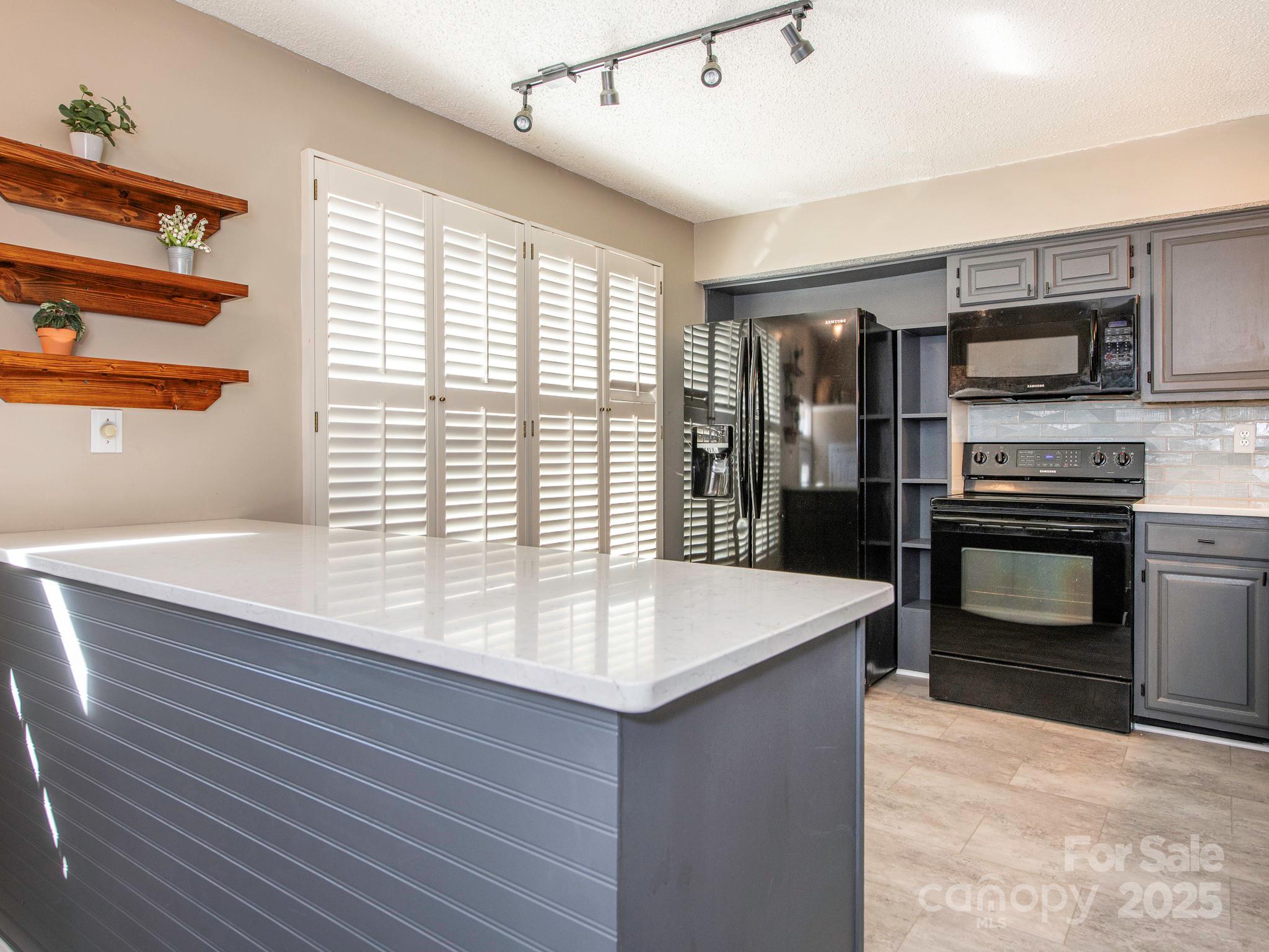 9633 Green Gable Court