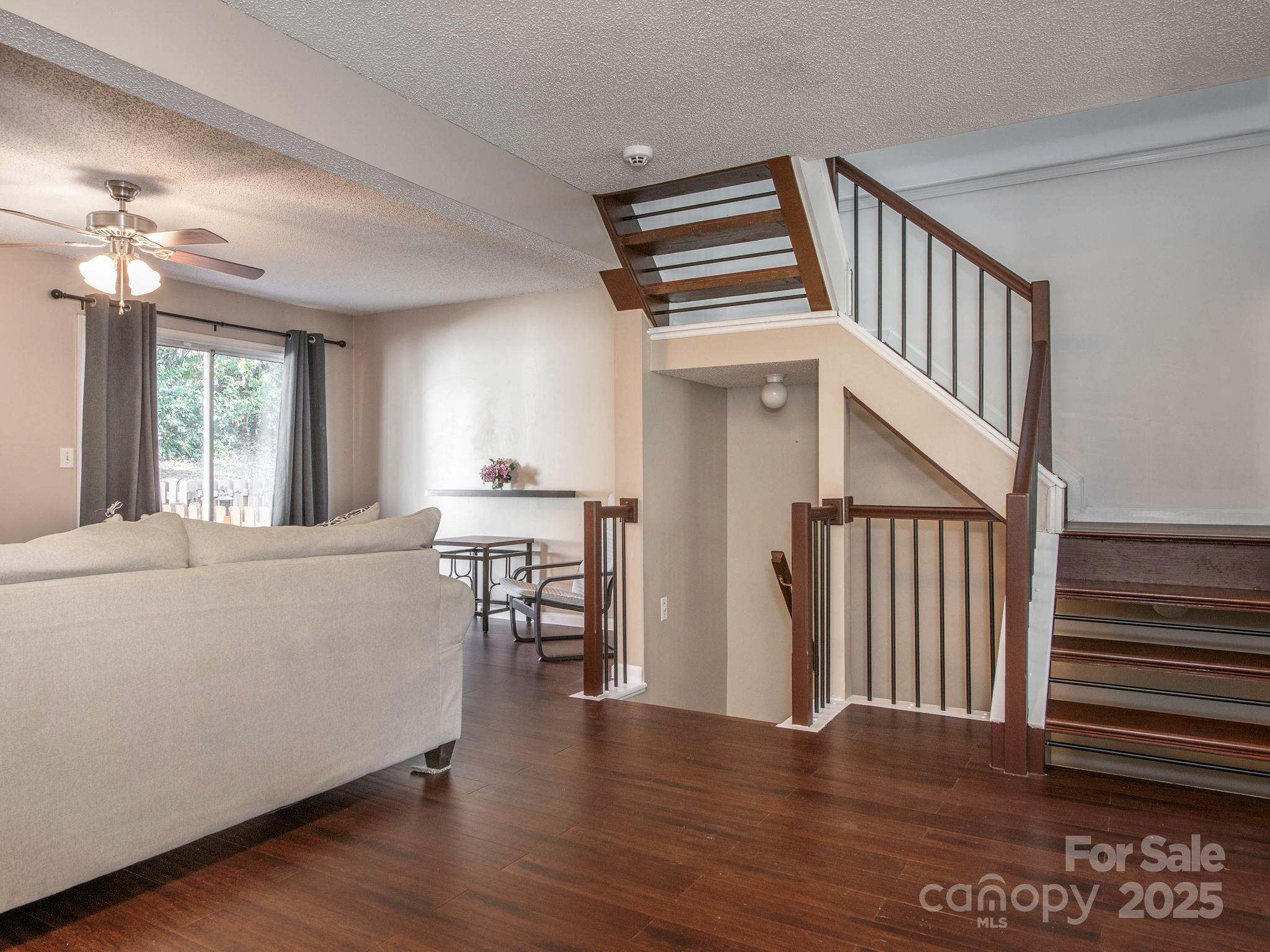 Sardis Glen - Residential