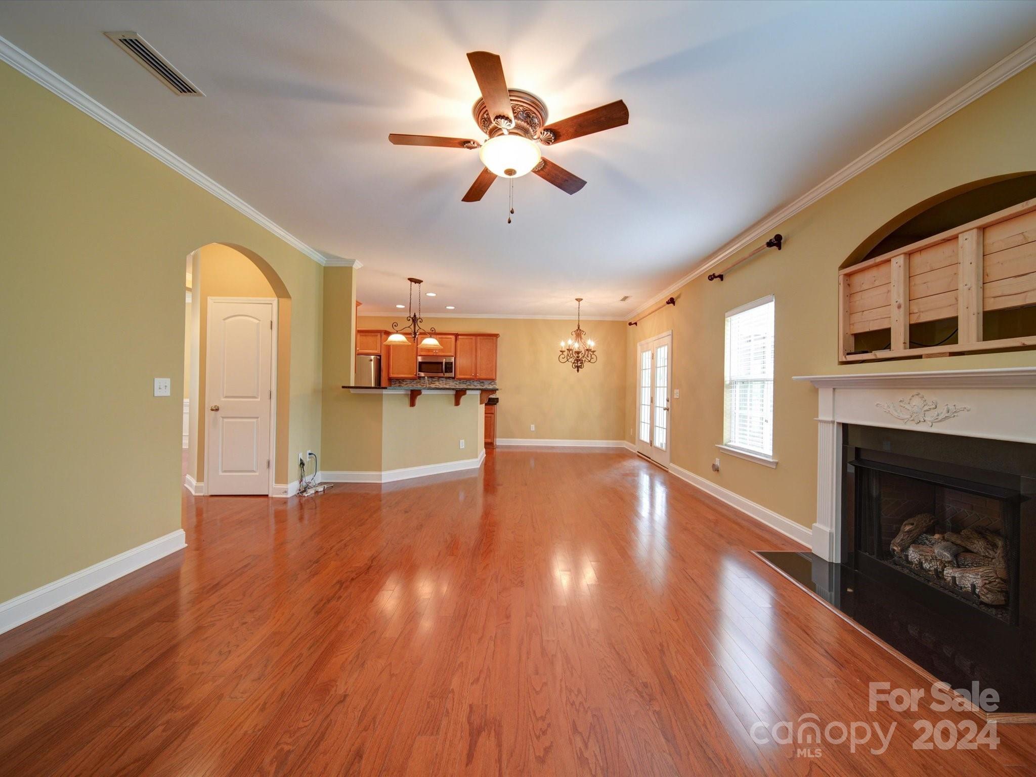 Lauren Pines - Residential